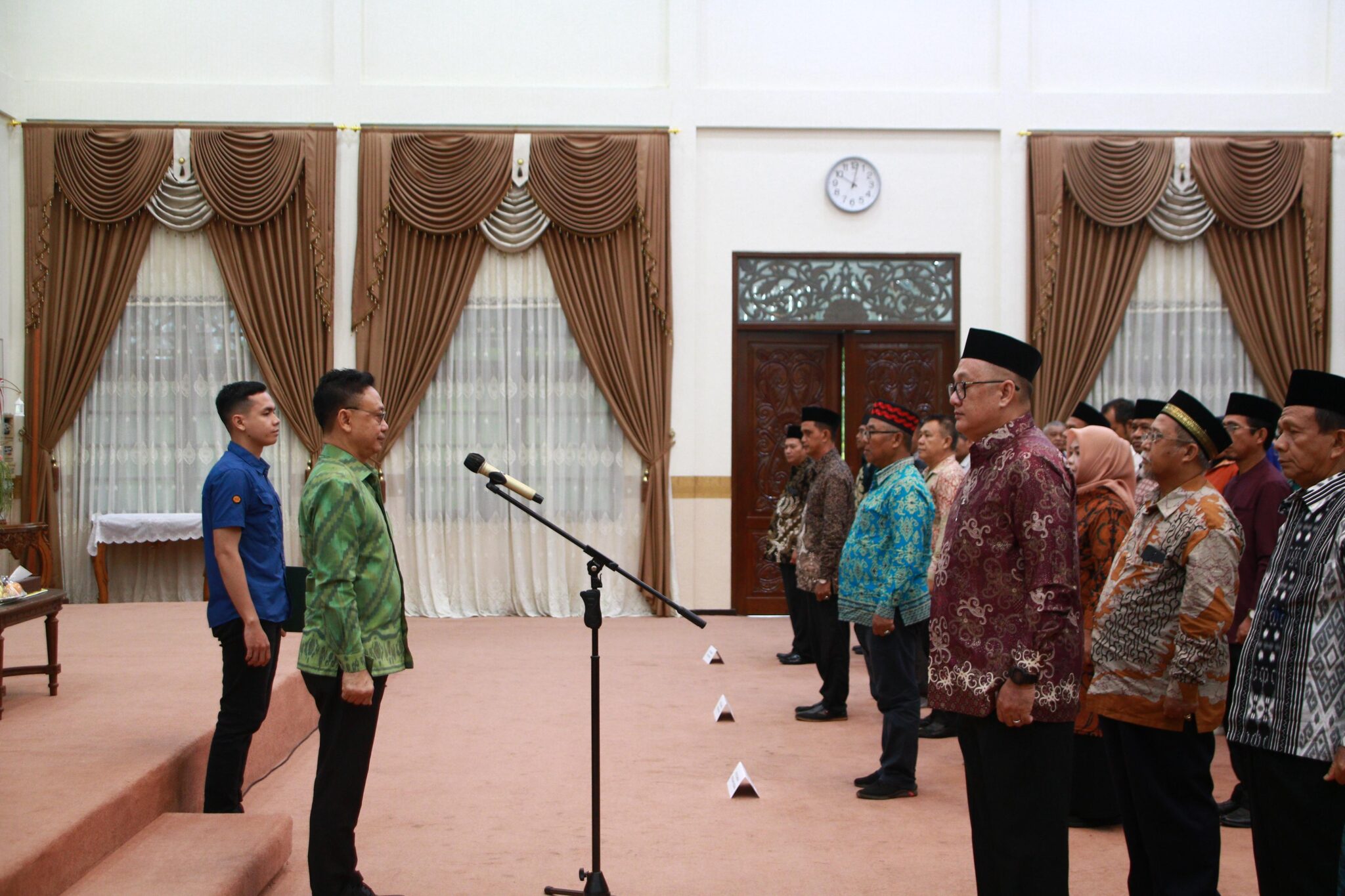 Wali-Kota-Pontianak-Edi-Rusdi-Kamtono-kukuhkan-pengurus-FPK-kecamatan-periode-2025-2029-2048x1365