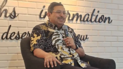 Kemkomdigi Kaji Aturan Media Sosial Berbasis Identitas