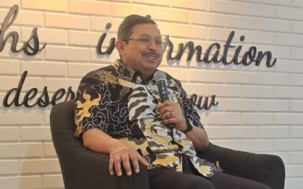 Kemkomdigi Kaji Aturan Media Sosial Berbasis Identitas