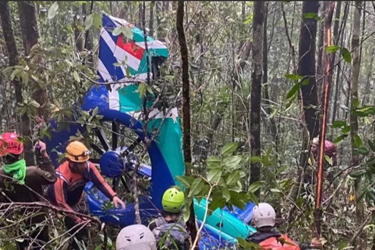 Enam Jasad Korban Kecelakaan Helikopter Ditemukan