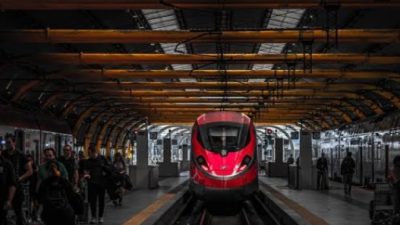 Kritik PKS Proyek Whoosh: Tolak APBN untuk Bayar Utang