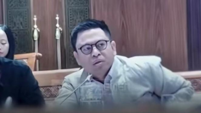 DPR Kritik Komdigi: Bantuan Rp 10 Miliar Viral