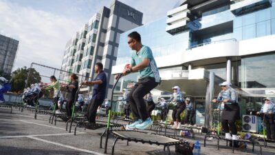 Car Free Day Pontianak dikunjungi 30 ribu warga. Wali Kota sebut CFD sebagai ruang publik produktif dan dorong gaya hidup sehat.